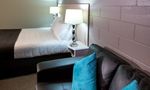  Queen Hotel Room - Sale - Lounge 