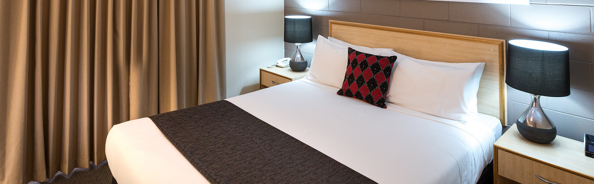 Comfort Inn King Avenue & Suites Motel Room